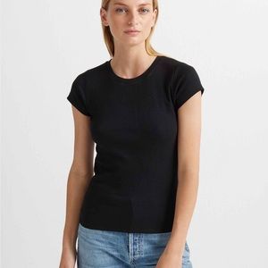 Club Monaco *V-Neck* Classic Tee